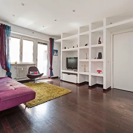 شقة House In روما